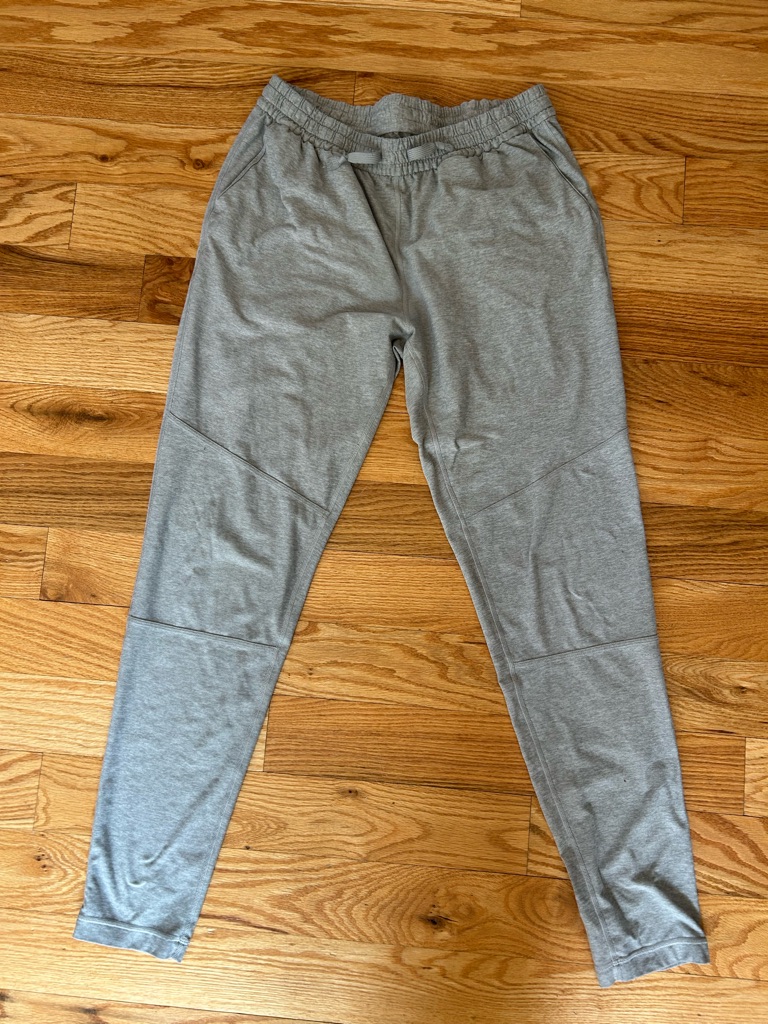 Outdoor Voices Cloudknit Joggers Women’s M Heather Gray Tapered Sweatpants — image 3 of 4